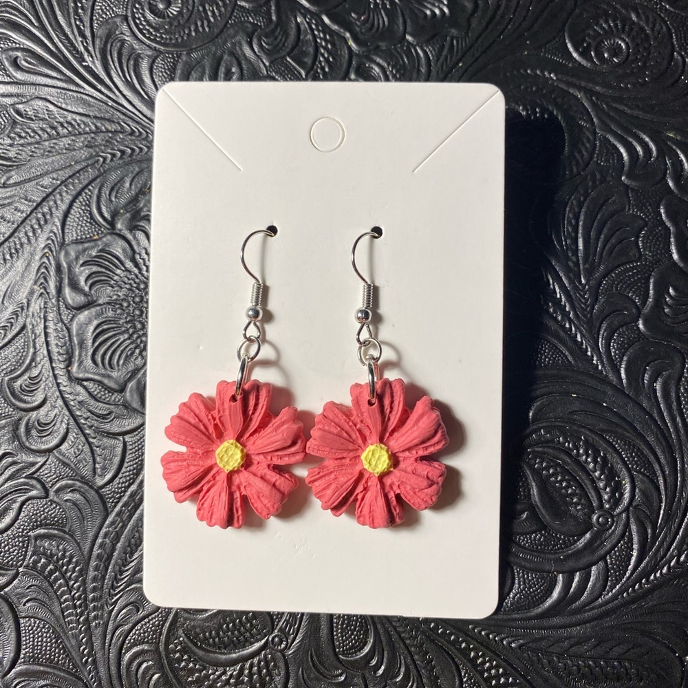 Flower clay earrings